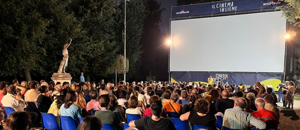 Cinema Intorno al Vesuvio